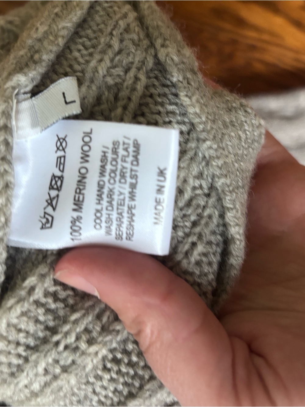 Lochcarron of Scotland 100% wool cable Knit Crewneck Sweater Heathered grey XL - Picture 4 of 6